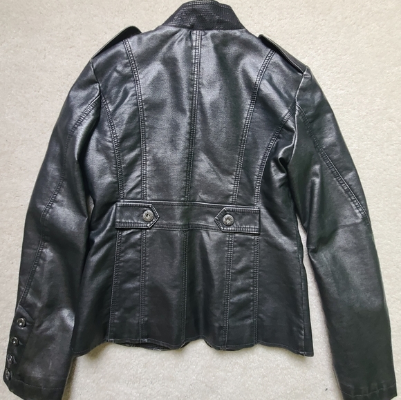 Guess jacket - Picture 4 of 9